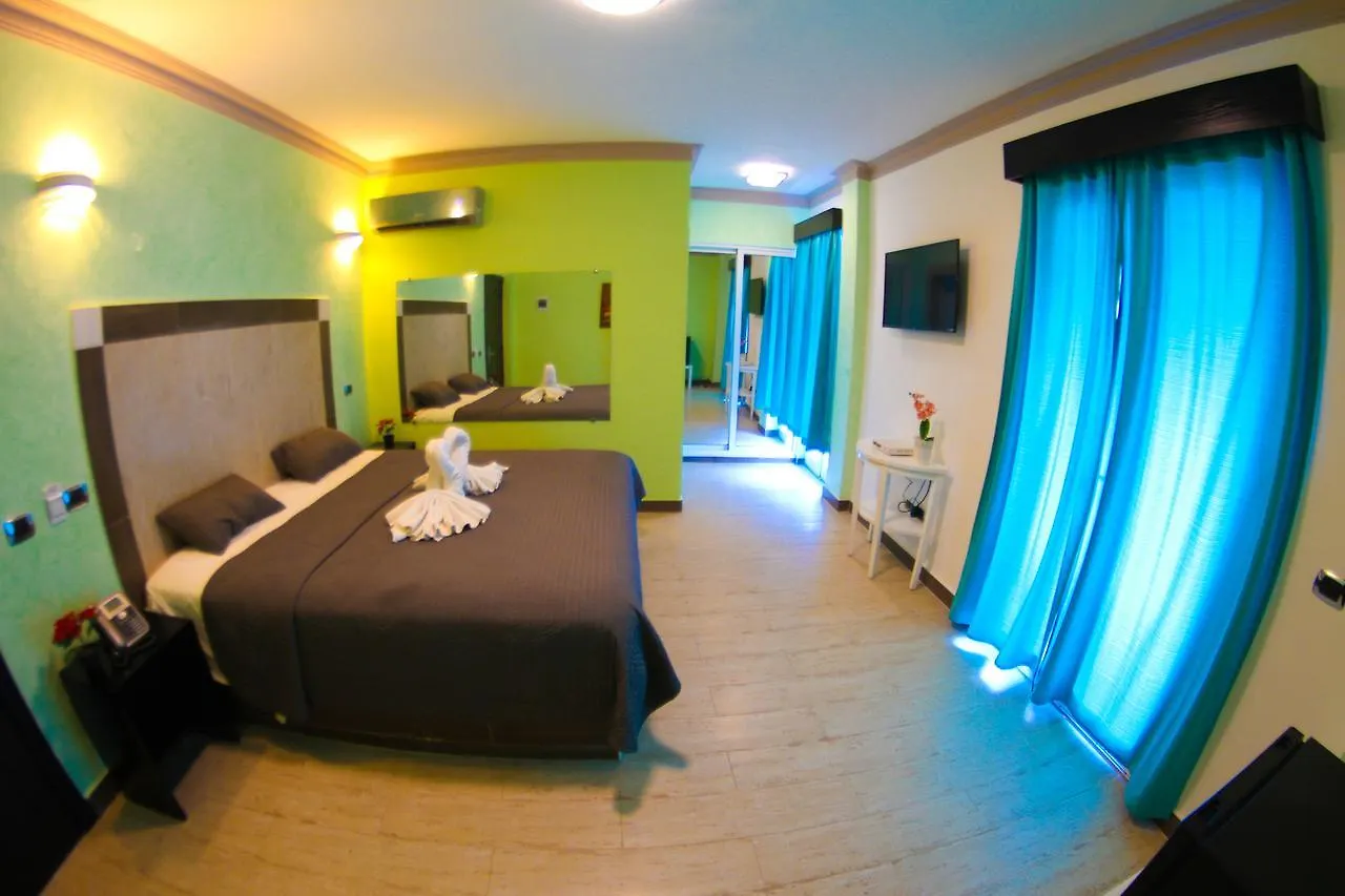 Hotel Friohot Boca Chica